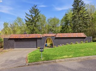 6011 SW Salmon St, Portland, OR 97221