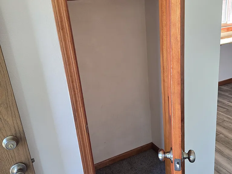 Entry way closet