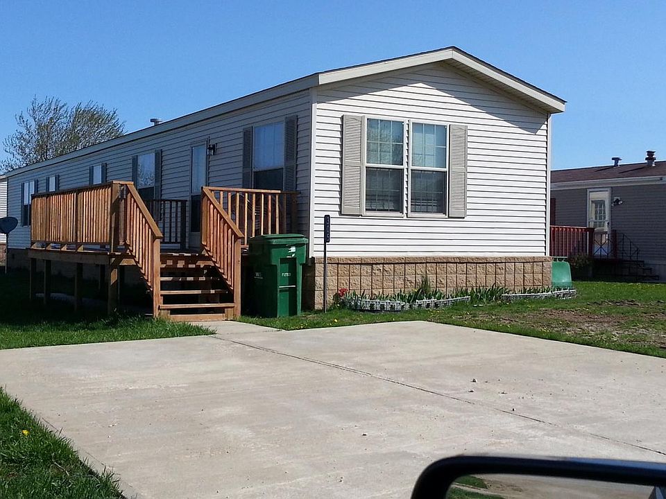 305 Clare.LIKE NEW,ALL APPLIANCES