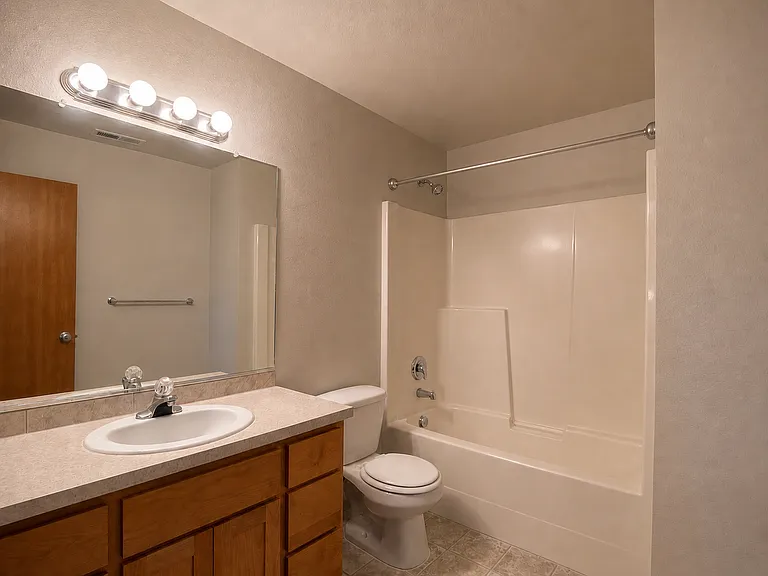 4825 NE 124th Ct — Photo 11