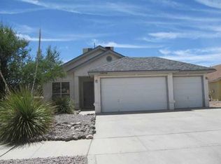 14056 Lago Seco Dr, Horizon City, TX 79928