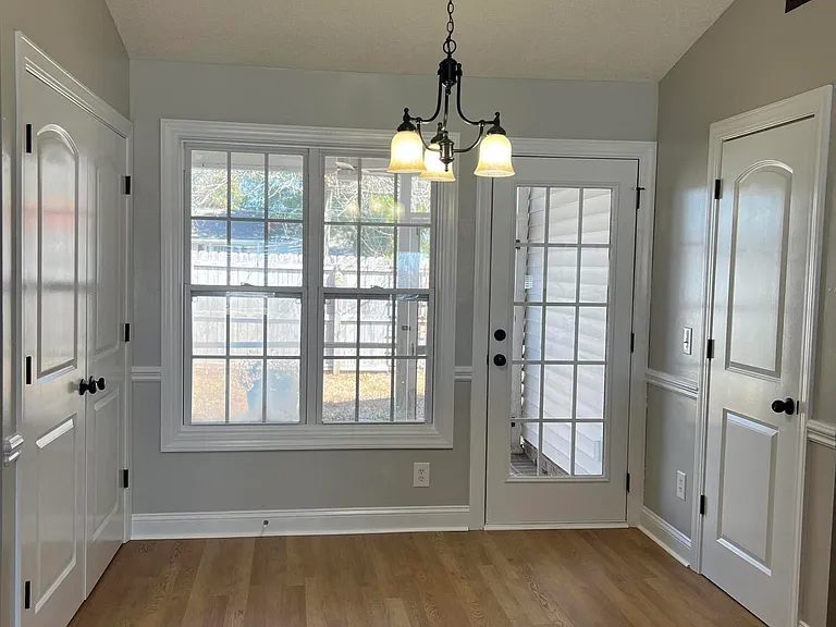 2600 Saddleback Dr #B — Photo 12