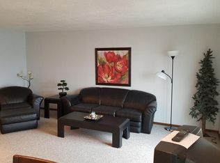 501 N Shore Dr APT 2, Detroit Lakes, MN 56501