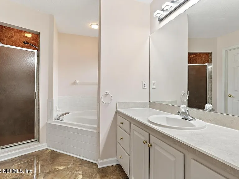 11466 Courtney Waters Ln — Photo 17
