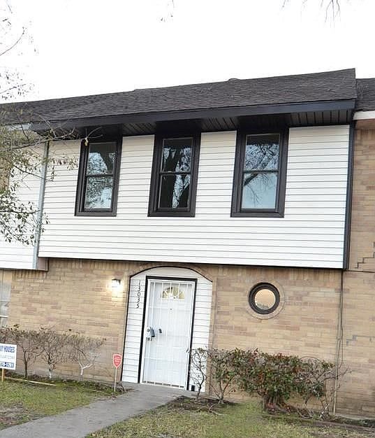 1st image of 13035 Nyack Dr