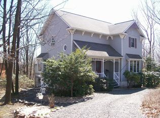 532 Watercrest Ave, Effort, PA 18330