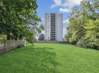 Glencrest Terrace Apartments, Burlington, ON L7N 2H4