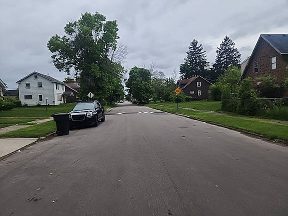 5th image of 14866 Santa Rosa Dr