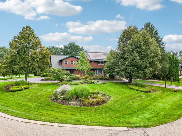 10 Elm St, Hawthorn Woods, IL 60047