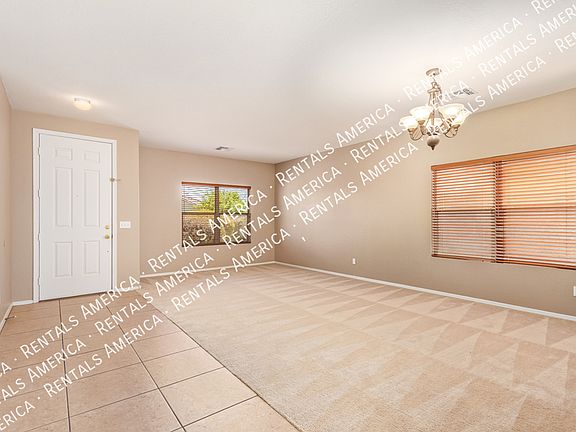 4th image of 664 W Silver Reef Ct