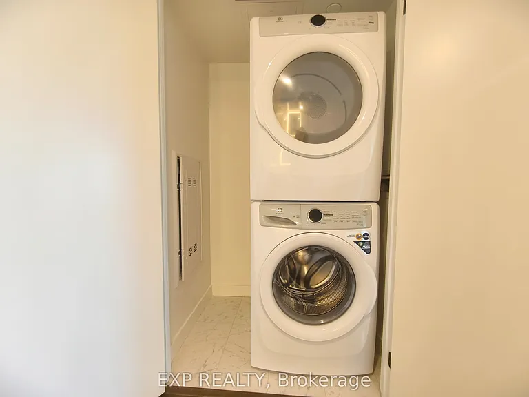 609 Sherbourne St #1405 — Photo 11