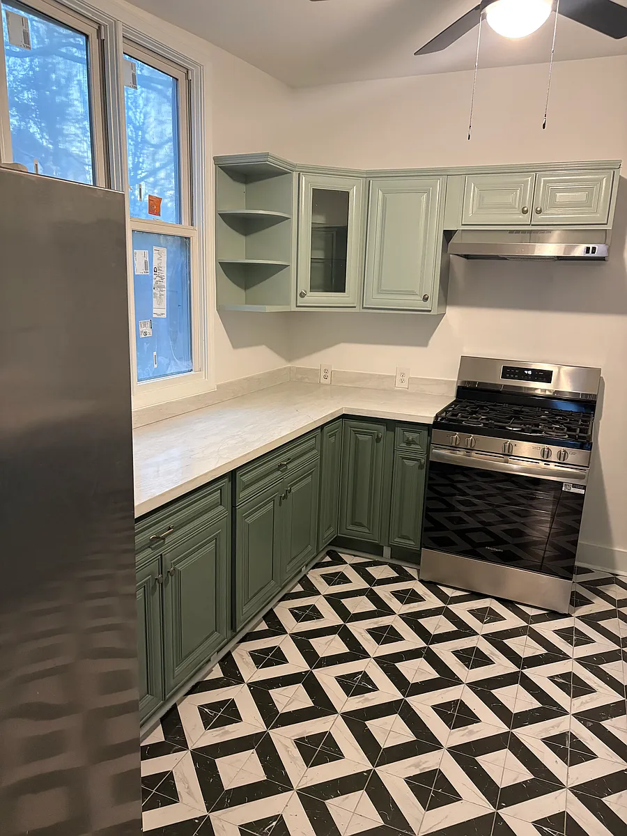Building Photo - 2834 Ursulines Ave #2830