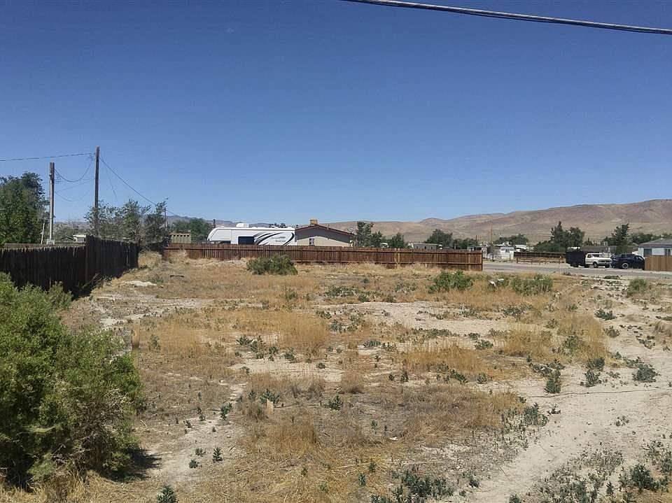 2nd image of 2765 Rawhide St