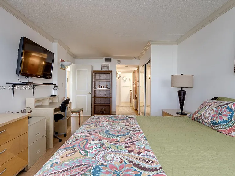 1201 S Ocean Dr #104N — Photo 12