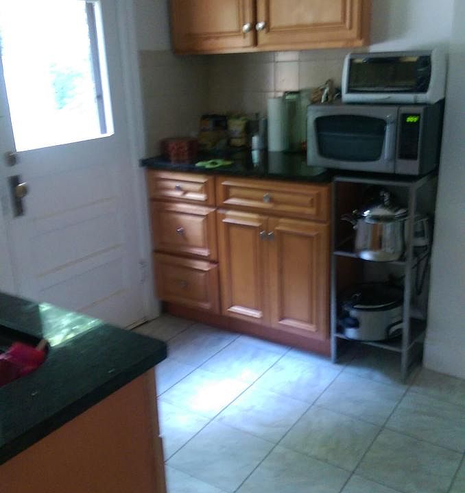 2nd image of 17 Payne Rd #Th