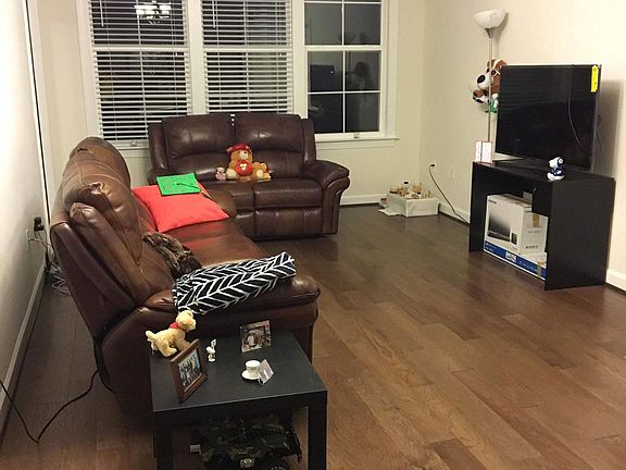 4th image of 13722 Neil Armstrong Ave APT 205