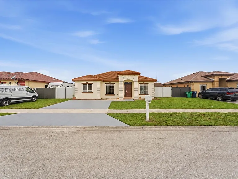 13243 SW 252nd Ln — Photo 3