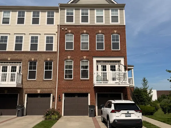 25207 Split Creek Ter, Chantilly, VA 20152
