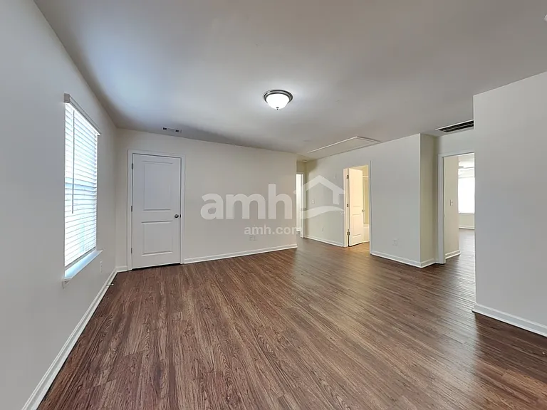 307 Camp Dr — Photo 13