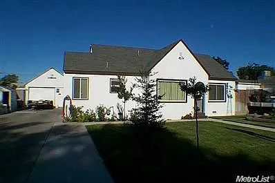 860 S Orange Ave photo 1