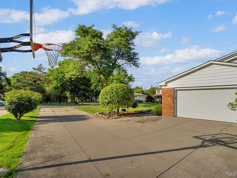4158 Cherrywood Dr — Photo 42