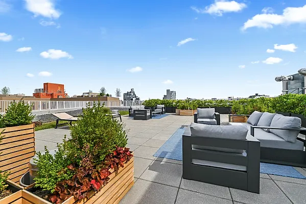 Rented by Living New York | media 45