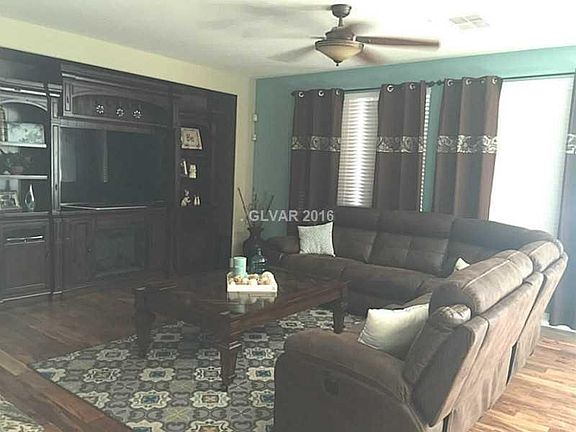 3rd image of 6883 Desert Island St