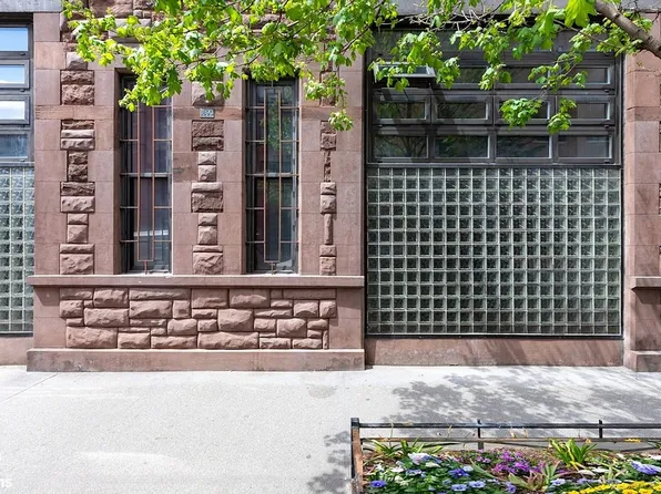 708 Greenwich St #1BC, New York, NY 10014
