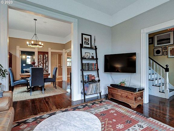 Spacious floorplan of main level, with 10' ceilings - very light and bright!
