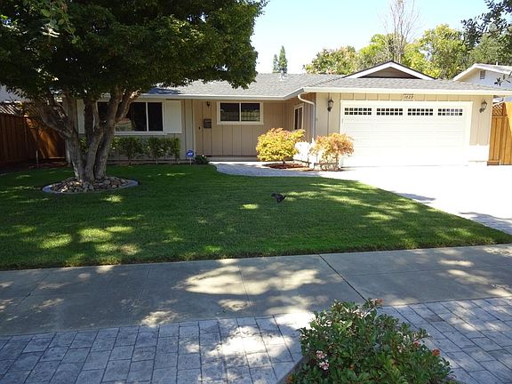 4th image of 1629 Tiffany Way