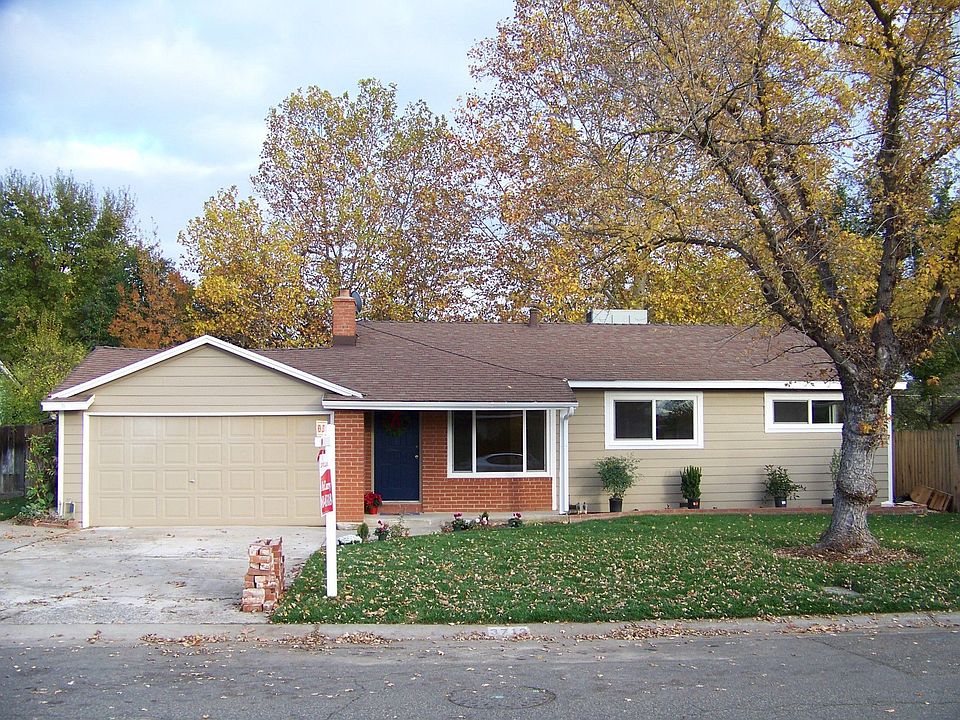 3712 Holloway / DanMcCurry.com