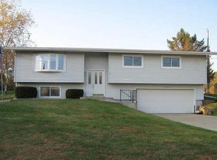 10315 W Brenda St, Savanna, IL 61074