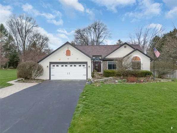 16 Alton Way, West Henrietta, NY 14586