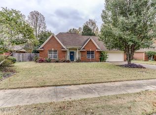 5868 White Ridge Cir E, Olive Branch, MS 38654