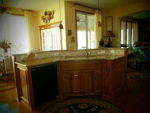 4th image of 1420 W Savannah Cir