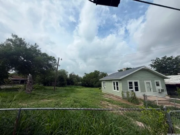 146 KOEHLER CT, San Antonio, TX 78223