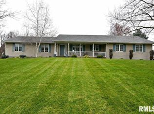 13050 82nd Ave, Blue Grass, IA 52726