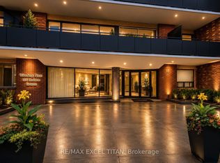 165 Cosburn Ave #211, Toronto, ON M4J 2L3
