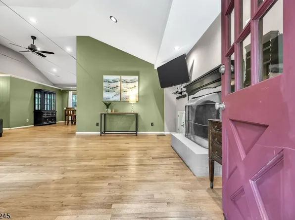 6 Servis Rd, Montgomery Twp., NJ 08558