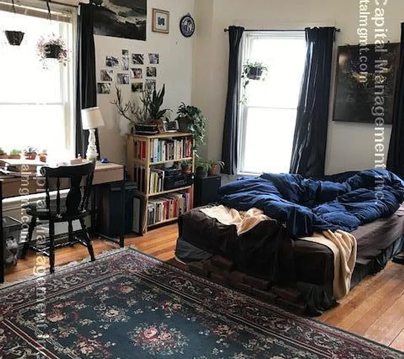 18 Royal St #2