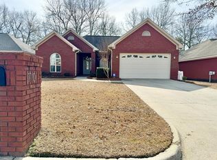 110 Petersburg Ct, Dothan, AL 36305