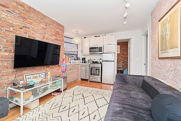 1st image of 135 Eldridge St #4F