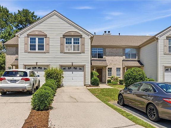 2nd image of 5016 Heathglen Cir