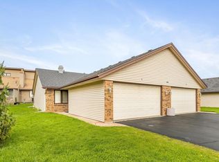 7487 Colosseum Dr #4, Rockford, IL 61107
