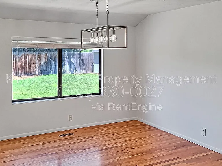 254 W Fall Dr — Photo 7