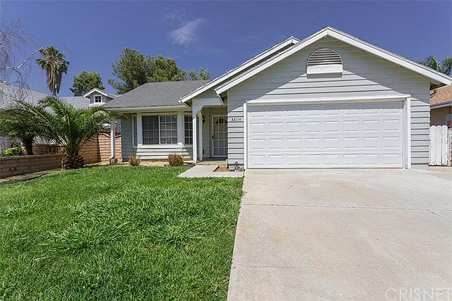 1st image of 32114 Green Hill Dr