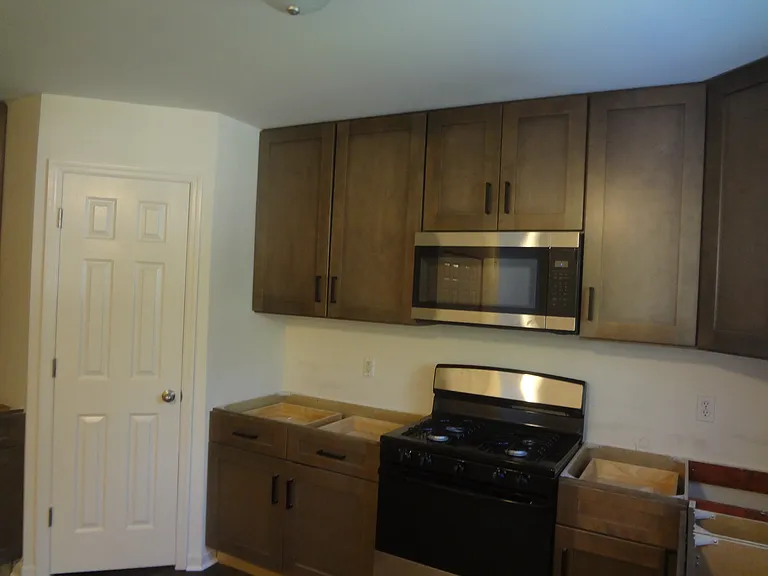 105 Fenton Park Ct — Photo 8