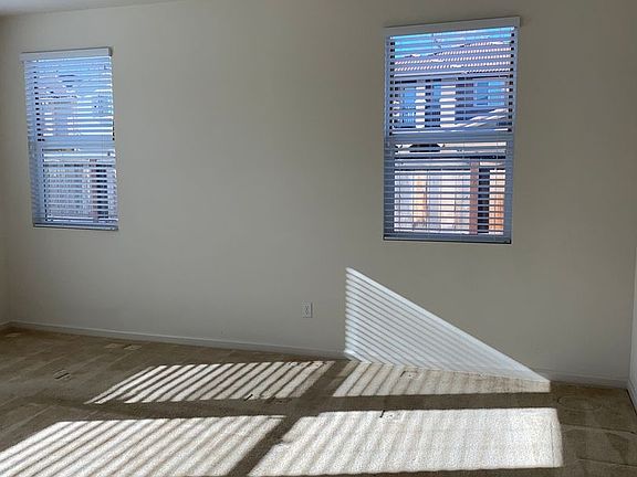 3rd image of 4731 Sweeney Cir