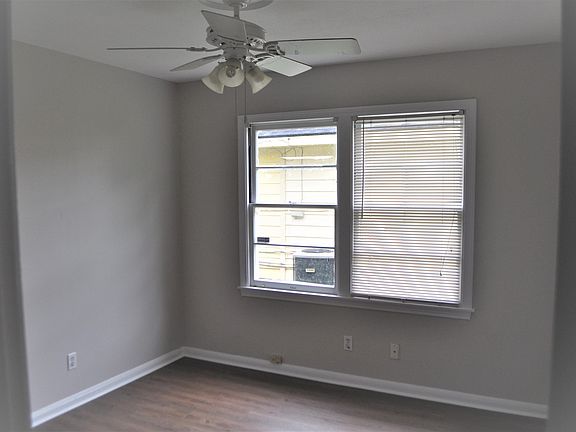 3rd image of 3921 Creole St