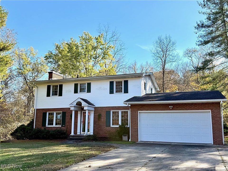 1st image of 120 Woodcrest Dr